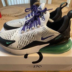 Women’s Air Max 270